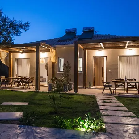 Averta Rondo Lefkada City Exterior photo